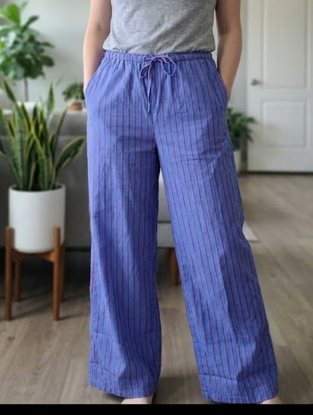 FRNCH Blue Wide-Leg Stripe Pants with Red Pinstripes Large